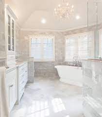 Traditional bathrooms bietet traumhafte vintage badezimmer auf höchstem qualitätsniveau. Timeless Elegance Marble Master Bath Traditional Bathroom New York By Kraftmaster Ren Luxury Master Bathrooms Timeless Bathroom White Master Bathroom