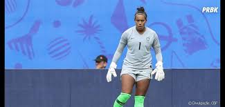 Jun 14, 2021 · trio da seleção cria ação para aumentar visibilidade do futebol feminino 15/07/2021 20h20 craque de três olimpíadas, roseli pede alegria nos pés do brasil de pia Copa Do Mundo Feminina Goleira Da Selecao Brasileira Barbara Estuda Enfermagem Purebreak