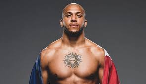 This anthony joshua lookalike is bigger than big guys like stipe miocic (6'3.5) and even francis ngannou (6'4). Boec Com Fight