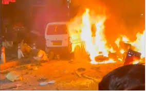 Big Breaking : लाल किले के पास कार में जोरदार धमाका, 8 की मौत - The Hindi  Post