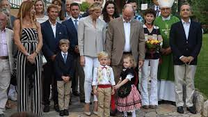 Born 25 january 1978) is the princess of monaco and a former olympic swimmer. Jacques Und Gabriella Von Monaco Auf Kuschelkurs