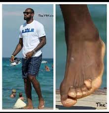 6' 2 height in centimeters: What S Wrong With Lebron S Toes Nba Funny Basketball Funny Funny Memes