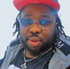 🌀 Hurricane Melissa approaches Jamaica with fury. A Category 5 storm is  set to make landfall early Tuesday, bringing winds over 160 mph, up to 40  inches of rain, and life-threatening storm