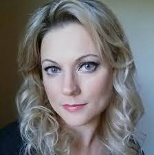 Jennifer Pickford's Instagram, Twitter & Facebook