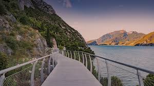 Wir durchsuchen das internet und finden das passendste angebot für dich Home Hotel Limone In Limone On Gardalake Hotel With Pool And Lake View In The Center Of Limone On Gardalake