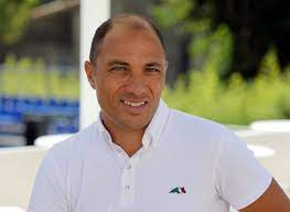 Fils d'un chauffeur routier et d'une femme de ménage d'origine tunisienne, il compte désormais parmi les plus grosses fortunes de désormais, son groupe emploie 1800 salariés et continue à recruter, gage de sa bonne santé. Sadri Fegaier Celebrites Et Personnalites Interviews Biographies News