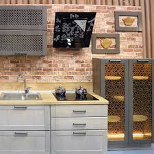 Landhausküchen finden sie dabei in jeder preisklasse. Moderne Landhauskuche Sofia Weiss Eiche Kuchenstudio Mobelhaus A R L E Naturell