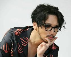 Looking for curtain haircut inspiration for men? The Curtains Hairstyle