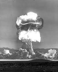 There's a flash of light, a wave of heat, a release of nuclear radiation, a fireball, a blast of air, and finally according to buddemeier, the blast zone of a nuclear explosion breaks down into three areas: Operation Plumbbob Wikipedia