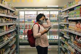 Salah satu cara menghargai kegiatan usaha ekonomi yaitu. Cari Jawaban Soal Kelas 5 Tema 8 Subtema 3 Contoh Menghargai Kegiatan Usaha Ekonomi Orang Lain Semua Halaman Bobo