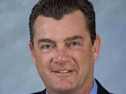 Carol Hetzel's Instagram, Twitter & Facebook