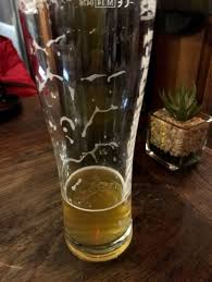 Canecas De Vidro Para Chopp Outback Strike Santa Cruz Classic Dot Blonde Ale Foto De Cerveja Bebida Alcoolica Corona Cerveja