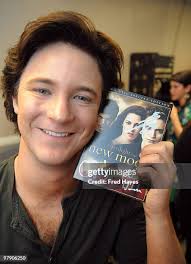 5.565 Cds 19 Stock Photos, High-Res Pictures, and Images