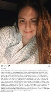 Stars lena dunham, riz ahmed. Lena Dunham Celebrates Two Years Of Sobriety On Instagram It S A Miracle I Can T Take For Granted Daily Mail Online