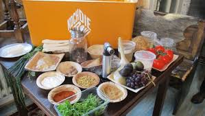 Hellofresh liefert boxen mit drei oder fünf mahlzeiten, für je zwei oder vier personen, wahlweise mit fleisch oder vegetarisch, auch als thermomix. Kandidaten Fur Koch Die Box Gesucht Bewerbung Fur Kochsendung