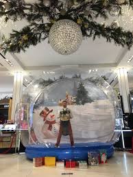 5 out of 5 stars. Step Inside The Fun This Winter With This Giant Snowglobe Photo Booth Photobooth Holidayparty Ph Christmas Photo Booth Snow Globes Photo Backdrop Christmas