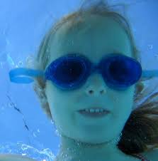 Josie pix starting Sep. 7, 2007 July 12, 2008 Josie, Tessie, and Shira  riding the Penguin CowaPenguin Dude My golf ball went where? Let's run THIS  way Dressed for the ballet recital