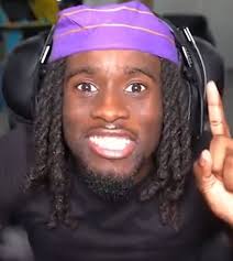 Easter Lane (@swhovianme)