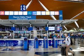 Korean air check in counter at klia. Malaysia Airports On Twitter Travel Advisory As We Are Still Experiencing A Technical Glitch With The Flight Information Display System At Klia Main Terminal Please Arrive 4 Hours Earlier Before Your Flight