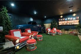 Roadhouse cinemas provides an amazing movie and dining experience. Staying In Is The New Going Out Orlando Vacation Homes With Epic Movie Theaters Top Villas
