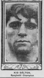 Mike Memsic boxer •