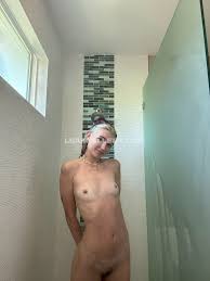 madi ruve anal dildo (photos) - Sex Photos