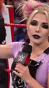 Alexa Bliss Offers Charlotte Flair Friendship