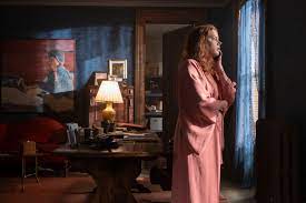 Movies related to the woman in the window (2021). Woman In The Window Movie Trailer And Release Date Watch
