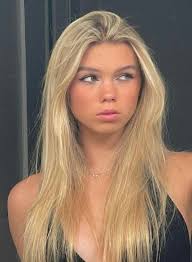 Christina Whaley Eavenson💜 (xtina25)