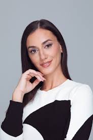 Musica e stand up comedy in cartellone per la stagione Tourné al Teatro  Lyrick di Assisi.