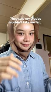 Simple but Fatal: Turning “Why should we choose you?” into trauma dumping  🫵🏻The Mistake “Because my life has been so hard, and this is my only  chance.” “Because no one ever gave