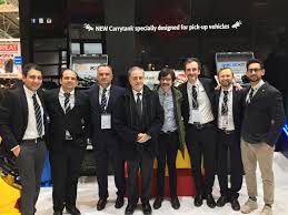 Grasso, vice presidente vicario delle acli baviera, è stato nominato corrispondente consolare per il circondario di kempten dal consolato generale d'italia di monaco di baviera. Il Consolato Italiano In Germania Visita Lo Stand Di Es Alla Fiera Bauma