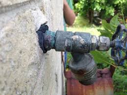 For irrigation purposes, it prevents water from the system from being siphoned back into the water supply line. How To Remove This Antisiphon Valve Diy Home Improvement Forum