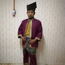 Contact pakaian melayu shop on messenger. Busana Pahlawan Melayu Home Facebook