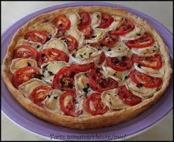 Essayez Cette Tarte A La Tomate Chevre Et Miel Facile Et Tres Bonne Recettes Facile En 2020 Recettes De Cuisine Recette Tarte Tomate Chevre Recette Tarte Tomate