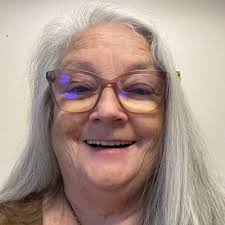 Employees by Last Name