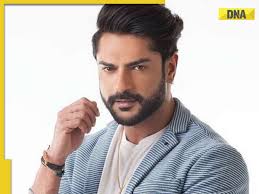 RJ Anmol shares heartwarming video of his and Amrita Rao's son Veer's first  Holi