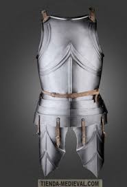 Si componeva del corsaletto, o corazza di cuoio o metallo, liscia o a lamine, o ad anelli, od a scaglia (camicia, cotta, giaco, maglia) e della giacchetta a sacco. Cosa Sono Le Armature Funzionali Medievali Negozio Medievale