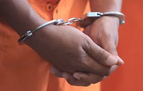 Apabila anda dan kekasih memiliki kecocokan, obrolan yang ringan dengan sendirinya akan mengalir menuju ke pembicaraan yang. Aniaya Pasangan Kekasih Di Depan Spbu Viral Di Fb Warga Timor Disel