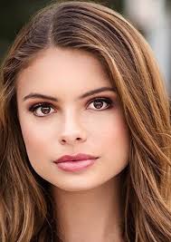 Fan Casting Grace Van Dien as Robin Barkley in Forever Young