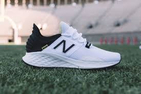 Black And Pink New Balance Trainers New Balance Ff Roav Runners Go The Distance Man Of Many New Balance New Balance Shoes New Balance Trainers