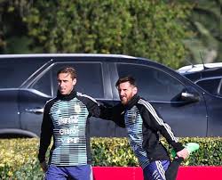 Javier mascherano y lucas biglia decidieron renunciar a la selección argentina, luego de que esta quedará eliminada de los octavos de final del mundial rusia 2018 a manos de francia. Lucas Biglia Argentina National Football Team Facebook