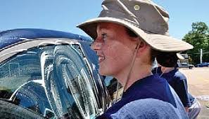 Darryl Knott's Instagram, Twitter & Facebook