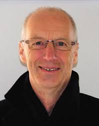 STÆRKT HALVÅRSRESULTAT