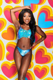 The temperature's rising as love island continues, and tonight there are plenty more surprises in store. Love Island Uk 2020 Cast Of Winter Love Island Uk Season 6 Revealed