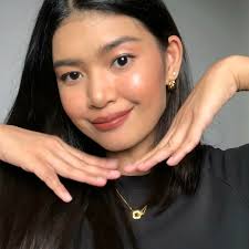 Been using the NEW Myra Power Glow Gentle Exfoliating Essence for almost a  month ✨ Safe even for my sensitive, acne-prone skin — no redness, no  stinging, no peeling! 💖 ✓ Lightens