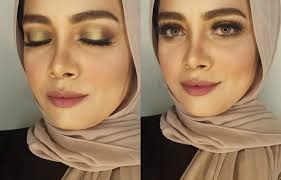 Notice how KDJ has eyelashes 🥰🥰🥰