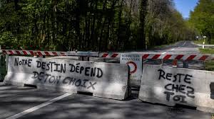 En suisse, une votation à 6 milliards de francs pour de nouveaux avions de combat. La Suisse Sevit Contre Ses Ressortissants Passant La Frontiere Pour Leurs Courses Le Quotidien