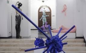 Echipele care practica acest asa zis sport nu au de ce sa fie finantate de la bugetul de stat. ExpoziÅ£ia Dincolo De Canon GÄƒzduitÄƒ De PrimÄƒria Sectorului 1 Din Bucuresti