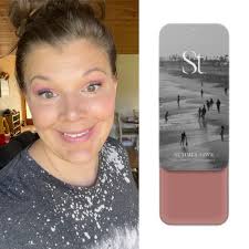 BOGO LIPSTICK @ Lancôme for National lipstick day. (This is the Dillards in  Sanford):